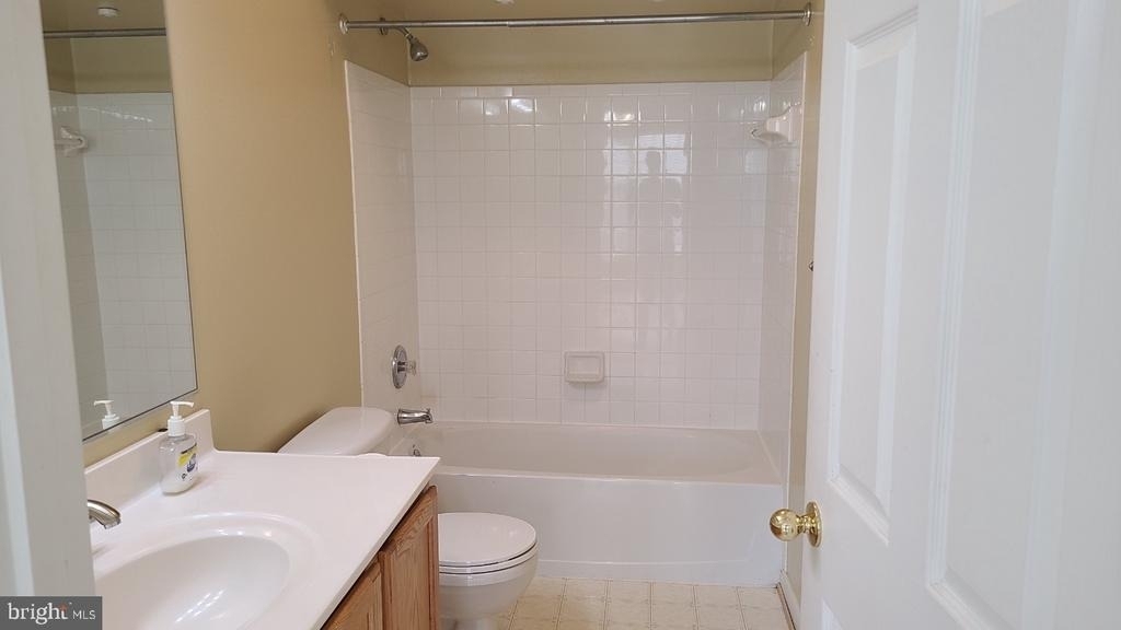 12820 Rexmore Drive - Photo 6