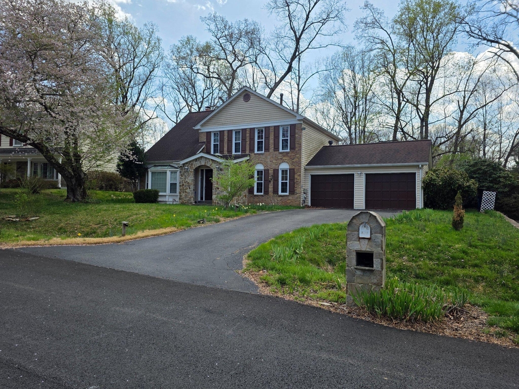 8120 Paisley Place - Photo 1