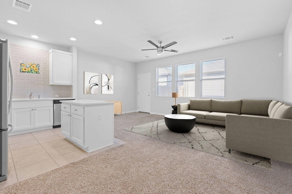 1828 Arendale Dr - Photo 1