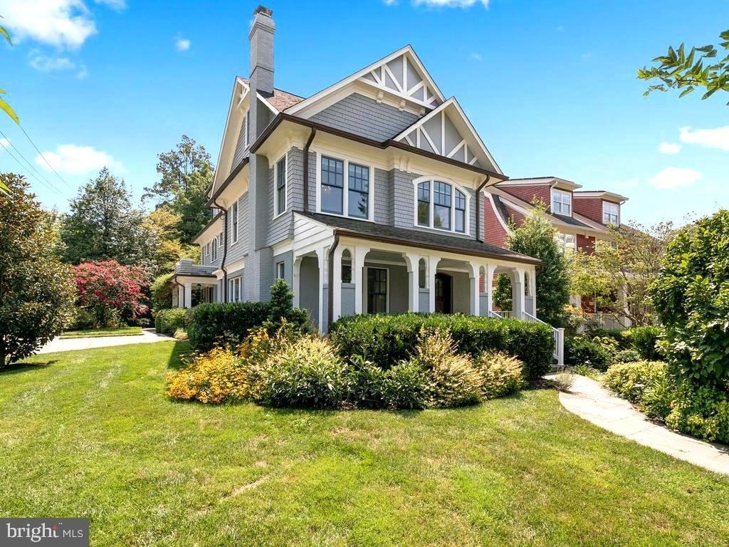 4400 Elm Street - Photo 1