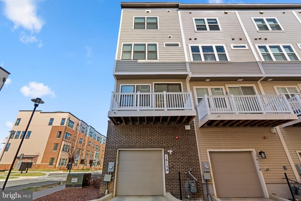 16154 Bowery Street - Photo 29