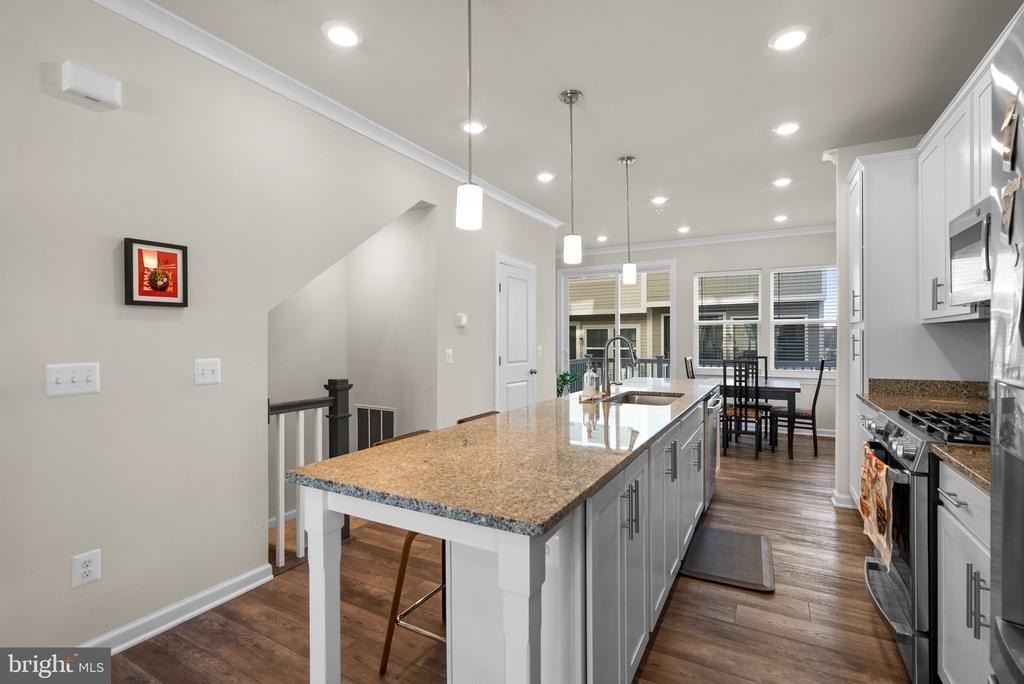 16154 Bowery Street - Photo 6
