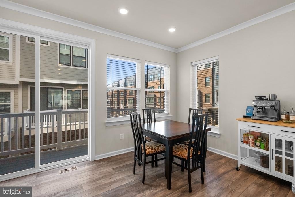 16154 Bowery Street - Photo 10