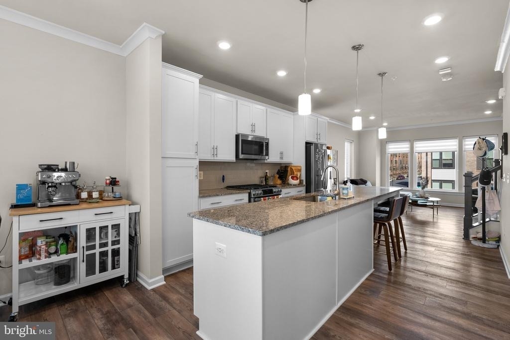 16154 Bowery Street - Photo 9