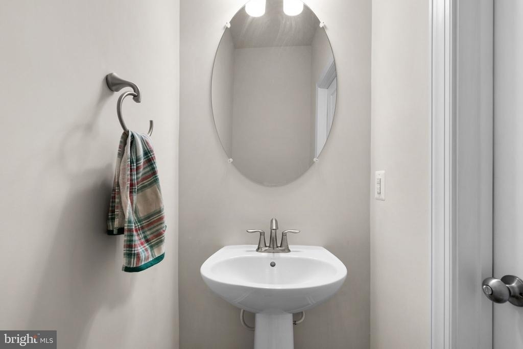 16154 Bowery Street - Photo 13