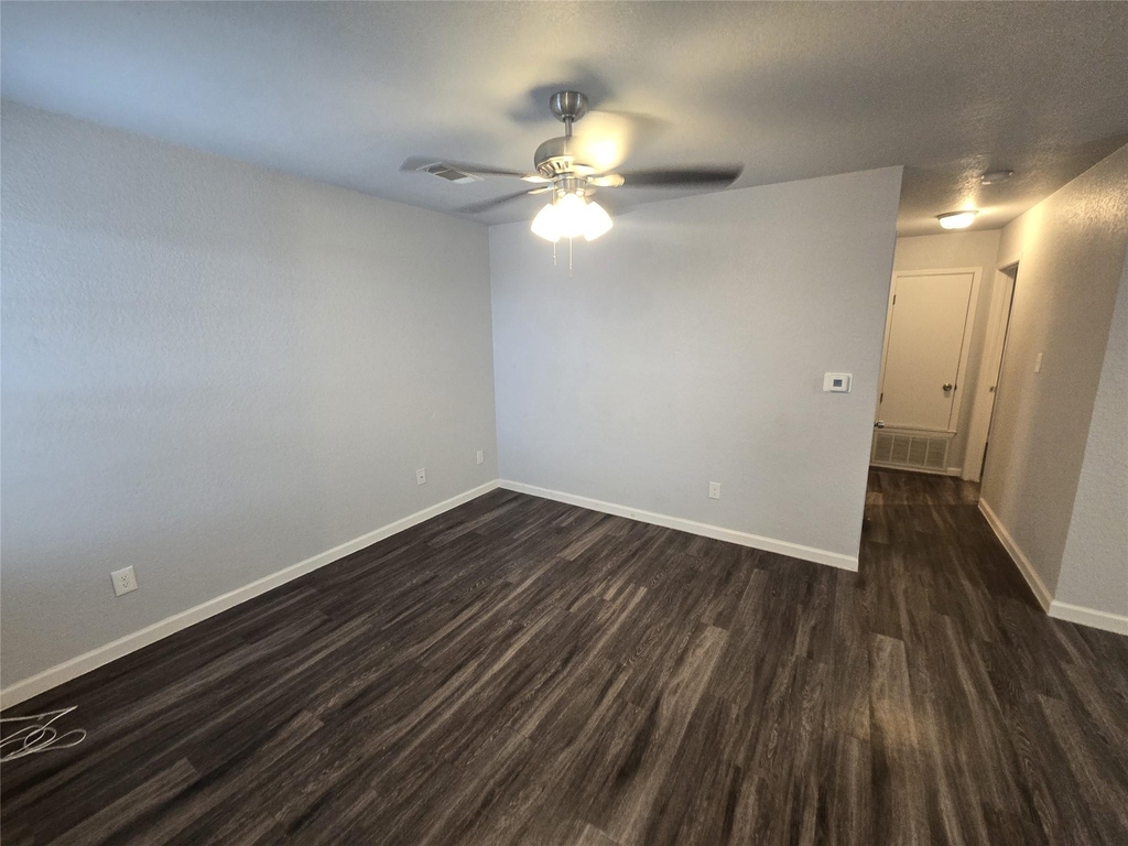 7417 Vintage Hills Dr - Photo 5