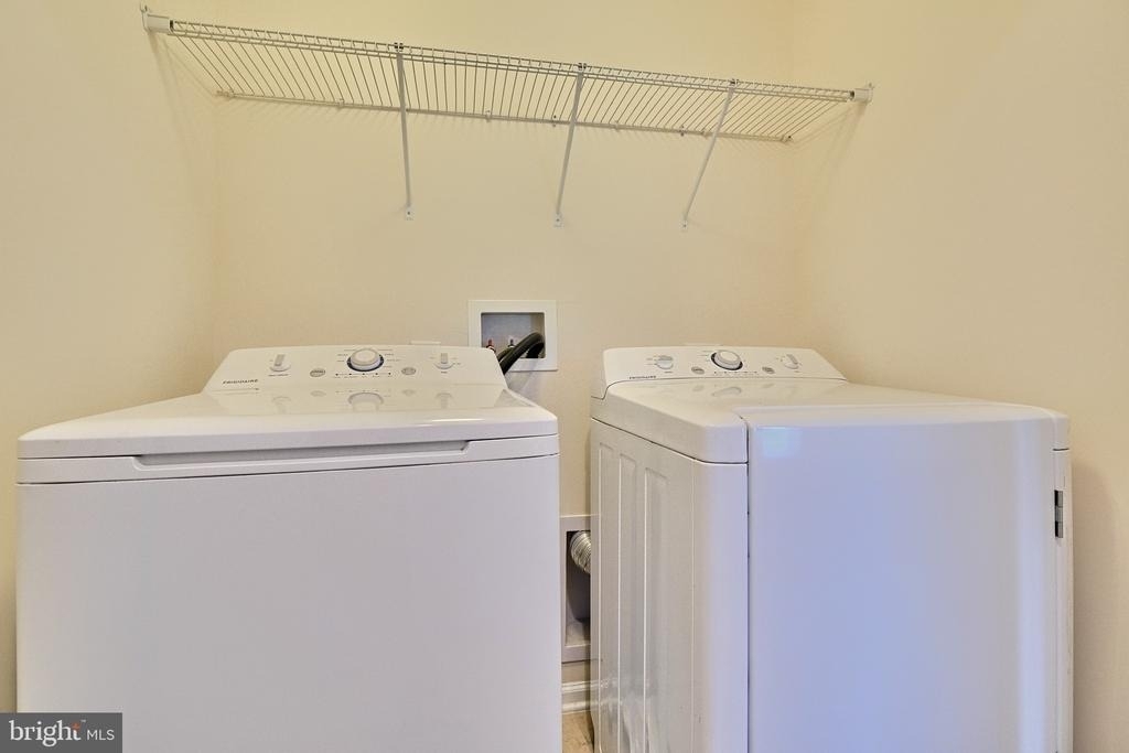 8016 Blue Stream Drive - Photo 23