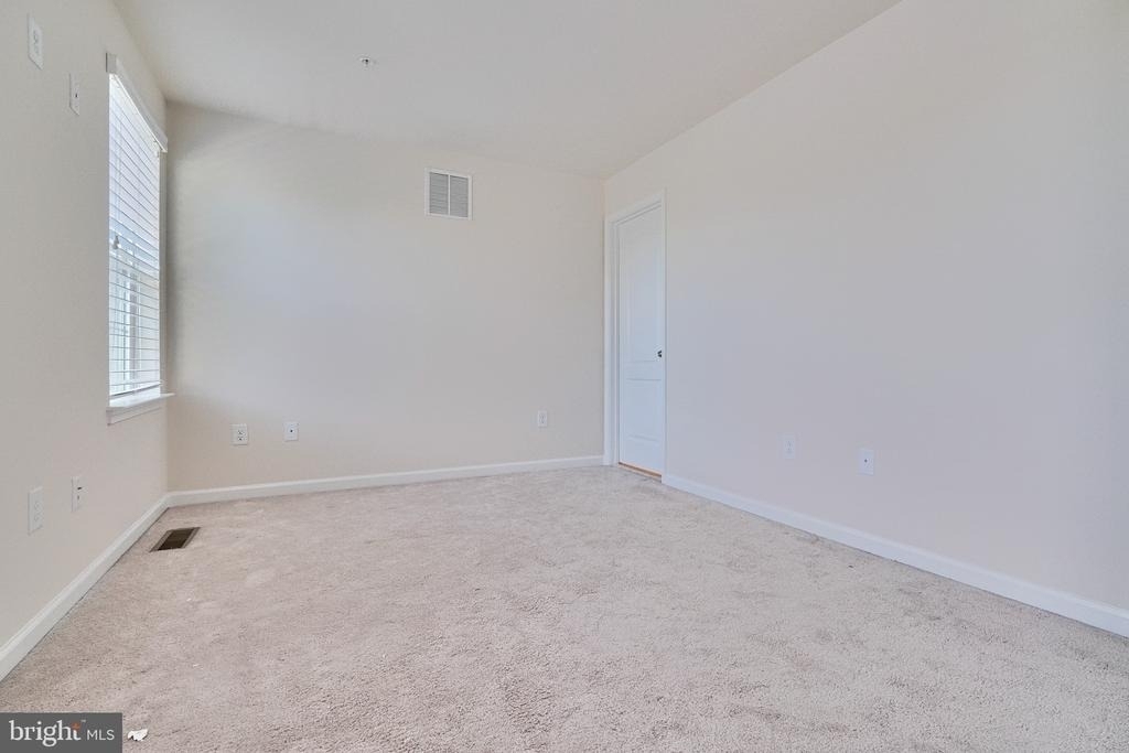 8016 Blue Stream Drive - Photo 24