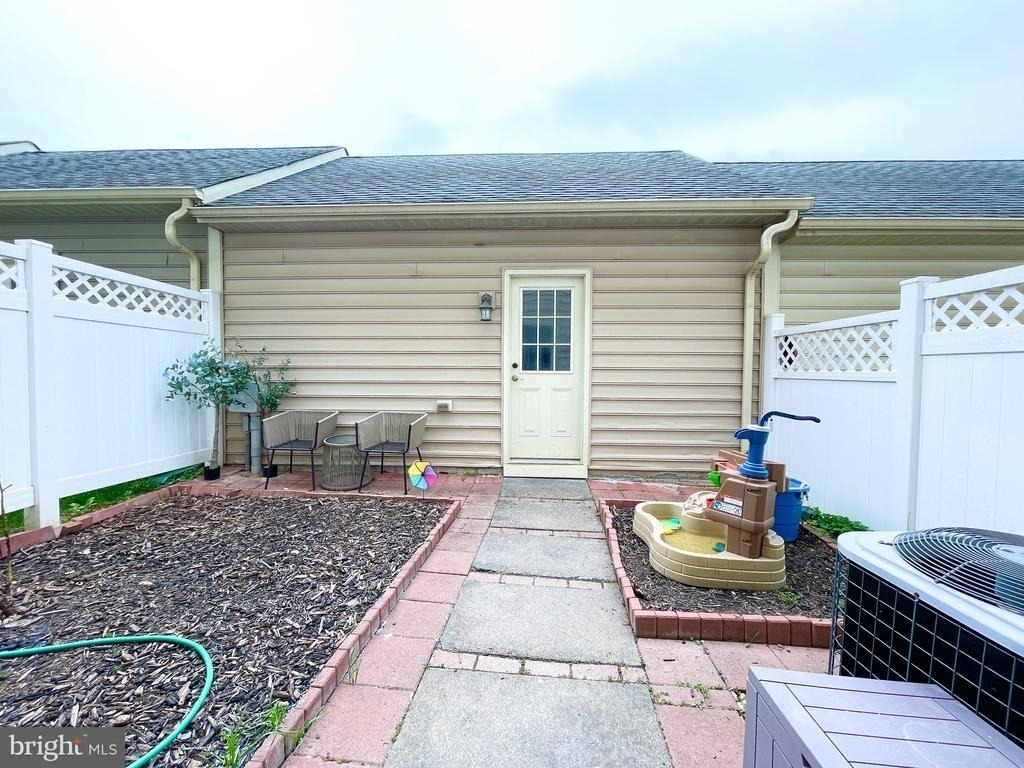 9661 Atterbury Lane - Photo 27