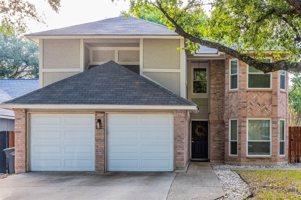 2126 River Hollow Dr - Photo 0