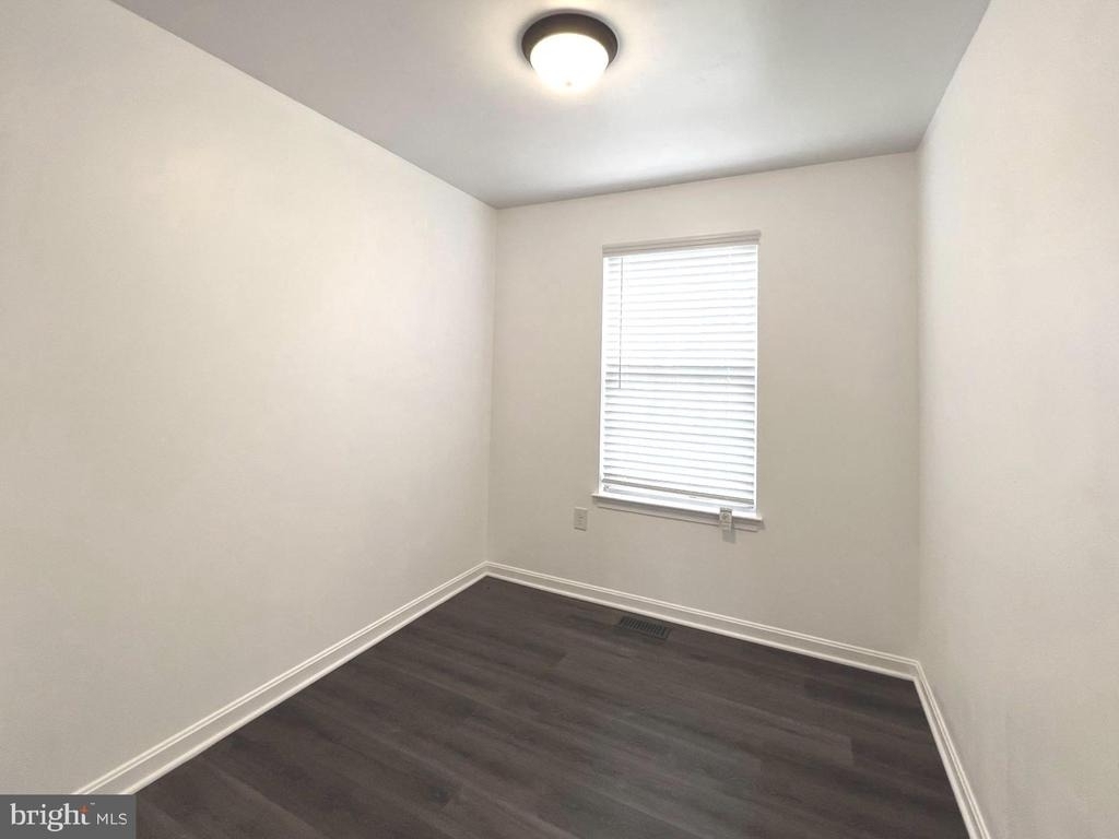 513 Willow Avenue - Photo 9