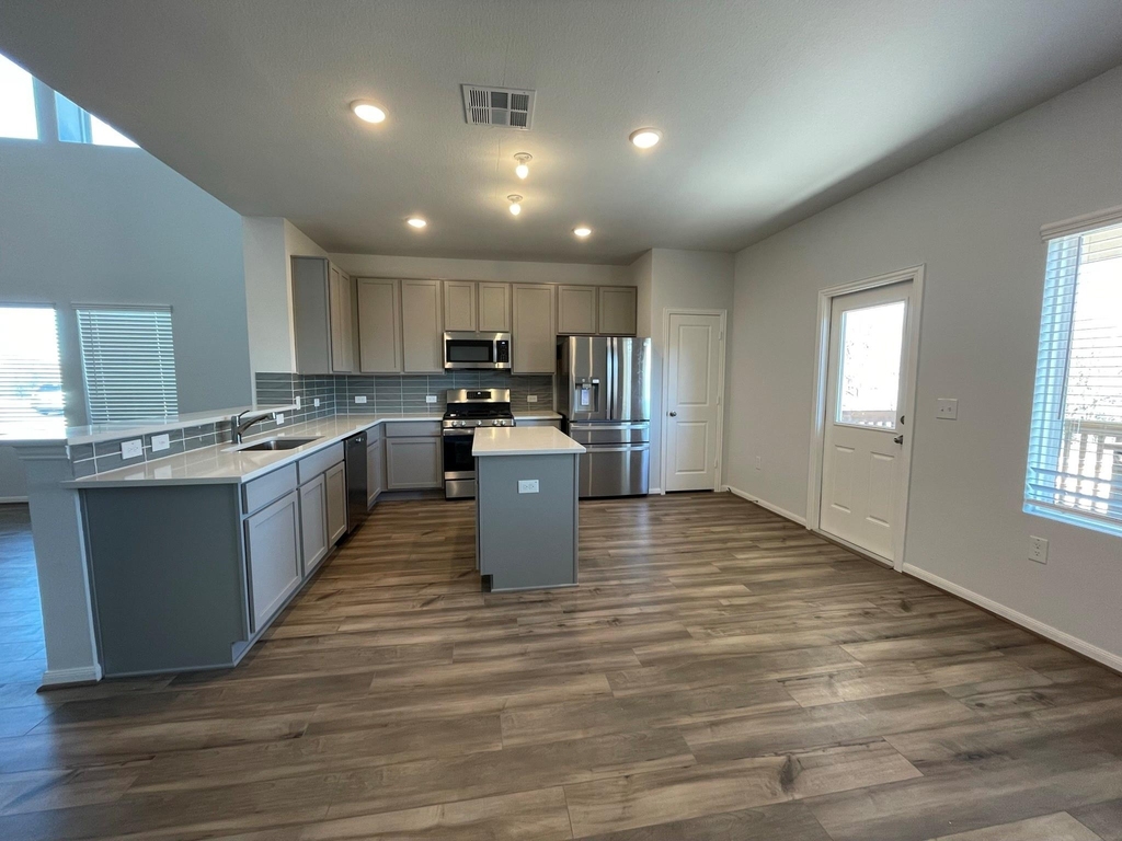 17413 Palo Corona Ln - Photo 3