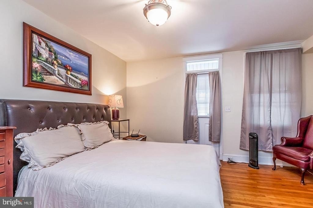 335 Drew Street - Photo 8