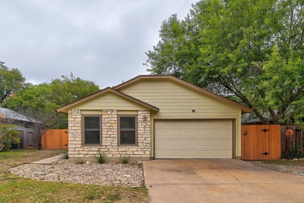6002 Baton Rouge Dr - Photo 0
