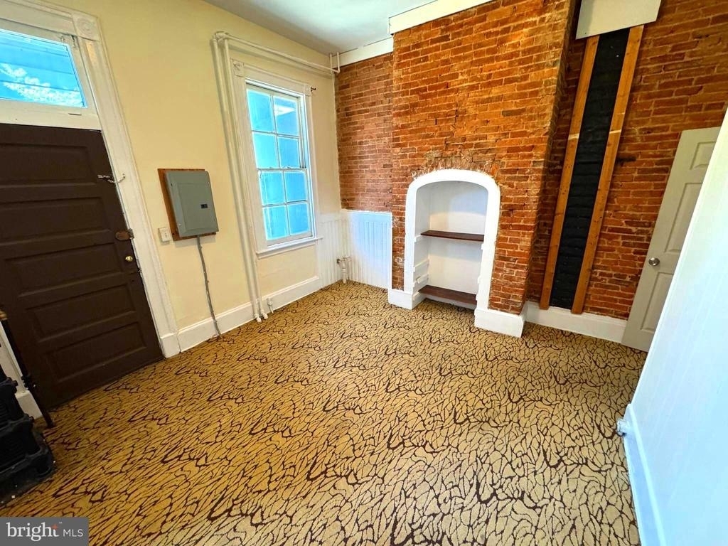 1704 Saint Paul Street - Photo 14