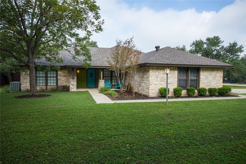 309 Juniper Dr - Photo 1
