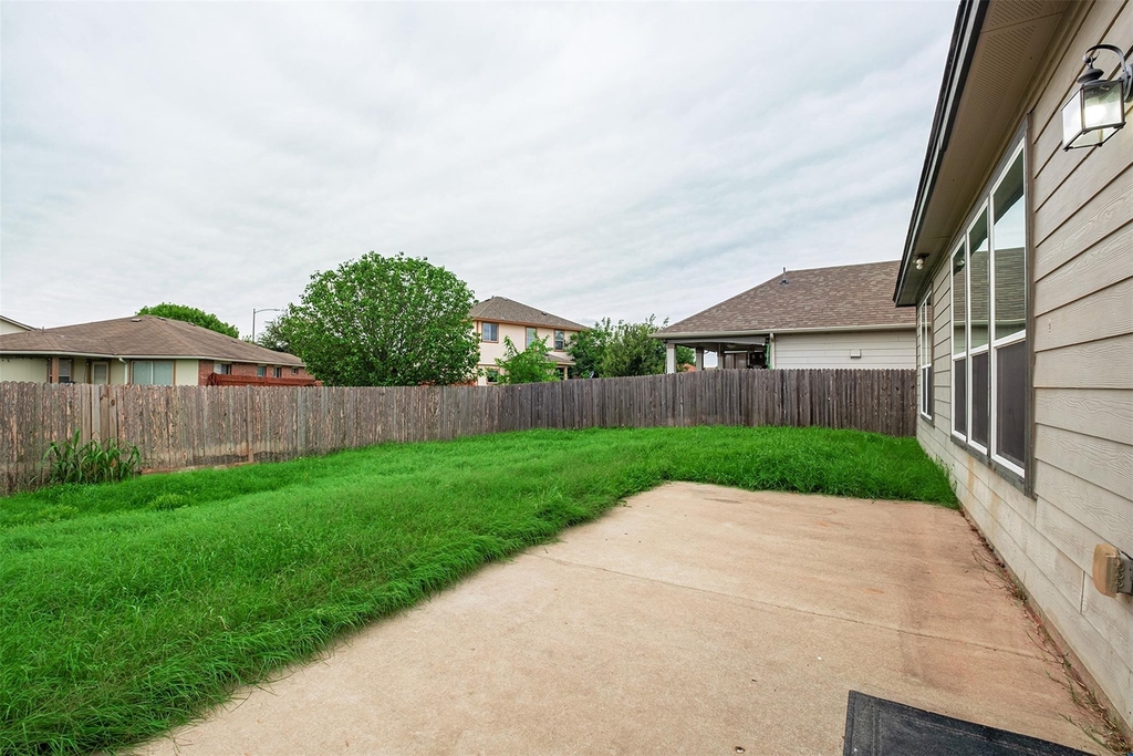 12401 Franklin D Roosevelt St - Photo 30