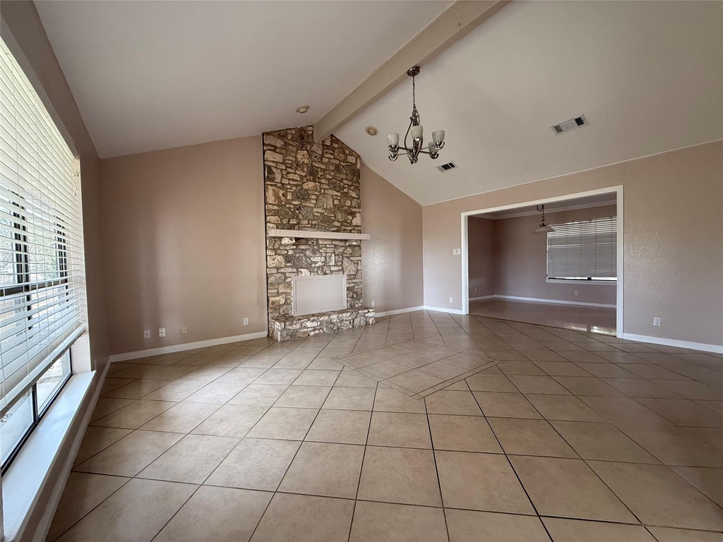 5850 Dacy Ln - Photo 0
