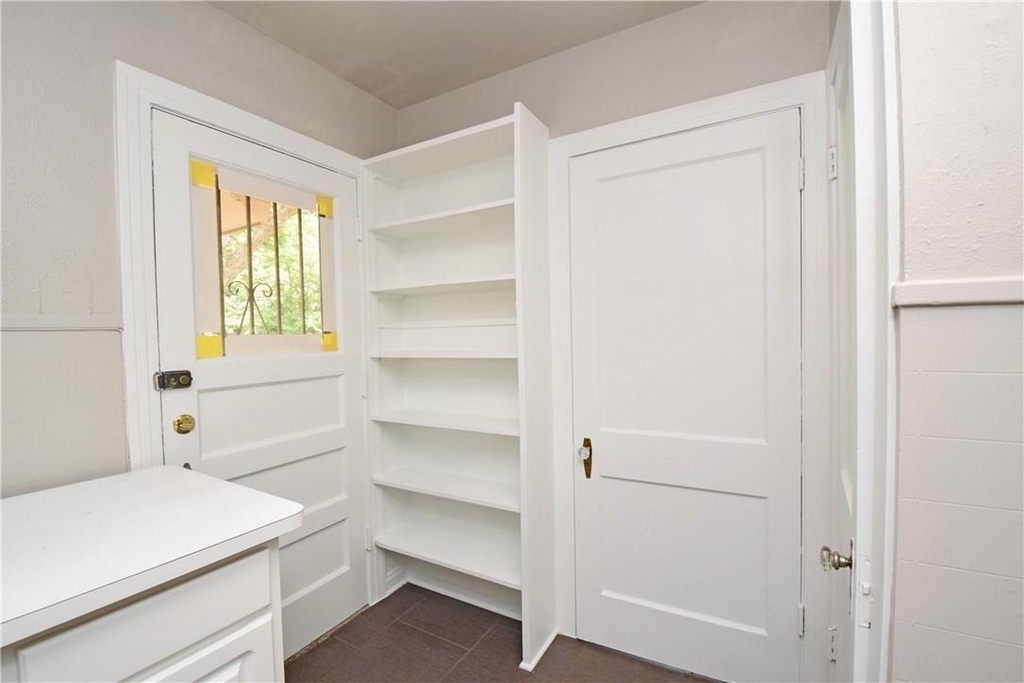 3701 Werner Ave - Photo 10