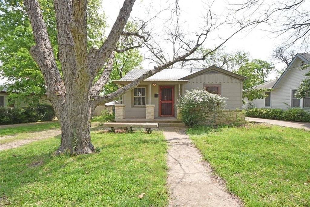 3701 Werner Ave - Photo 0