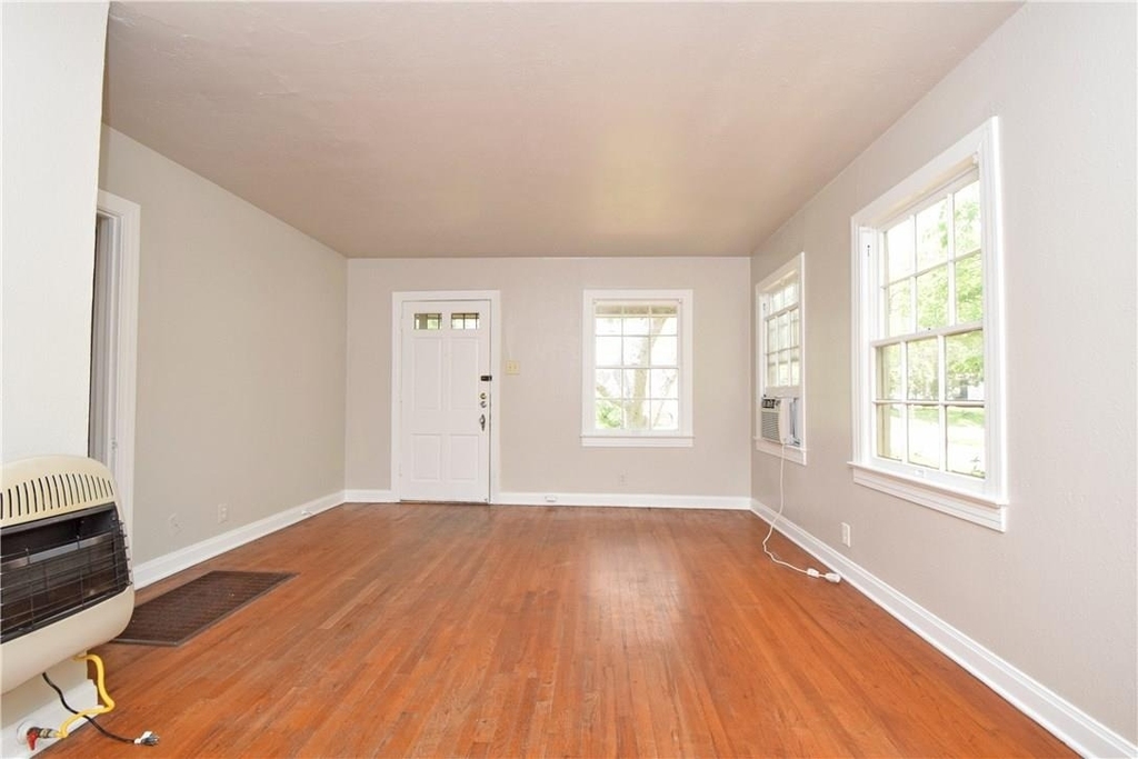 3701 Werner Ave - Photo 4