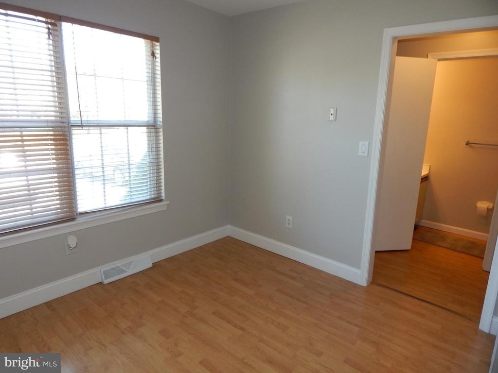 324 Stone Brook Place - Photo 7