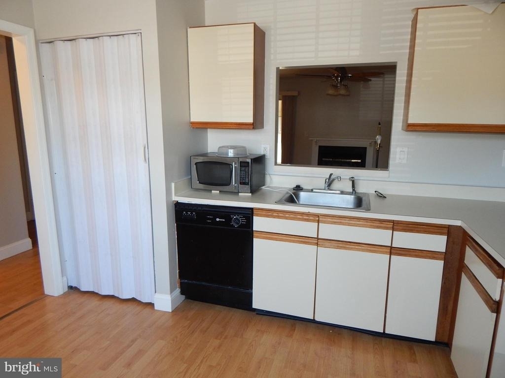 324 Stone Brook Place - Photo 8