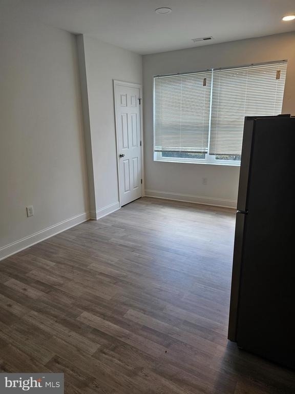 3929 4th Street Se - Photo 3