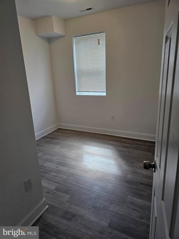 3929 4th Street Se - Photo 6