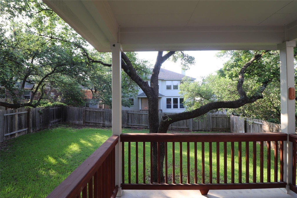 806 Zappa Dr - Photo 14