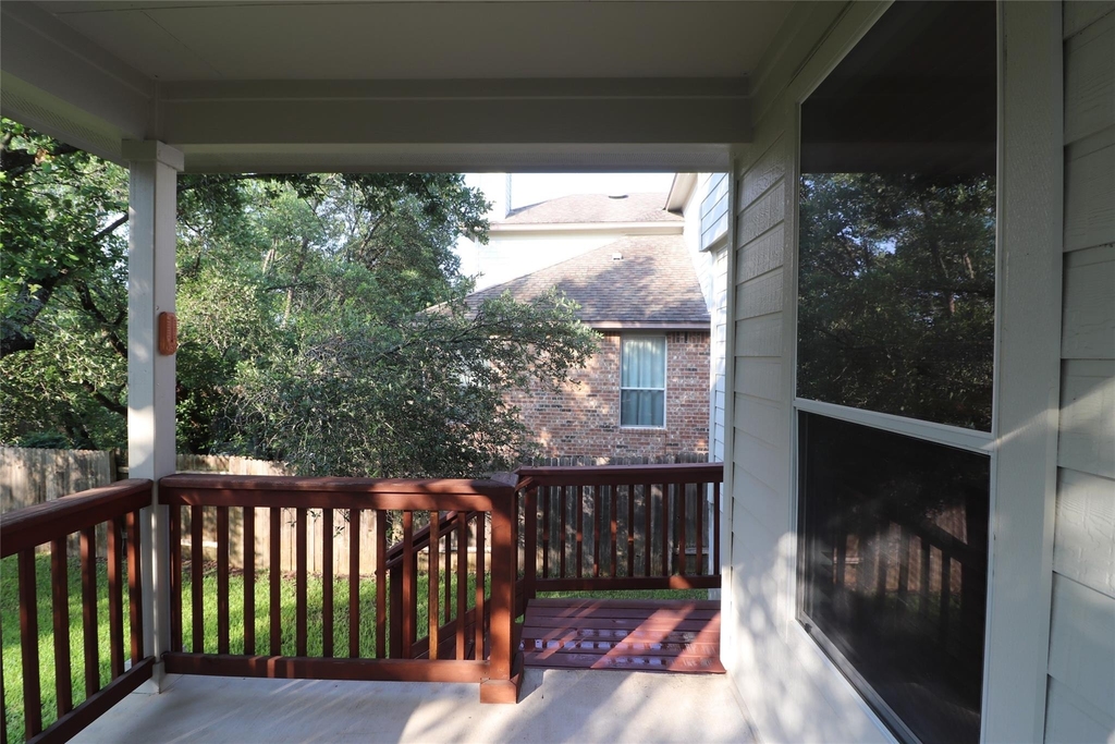 806 Zappa Dr - Photo 13