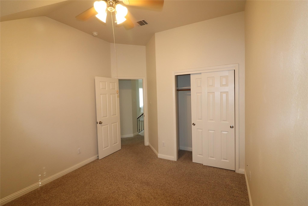 806 Zappa Dr - Photo 6
