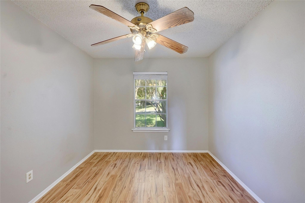 12601 Europa Ln - Photo 18