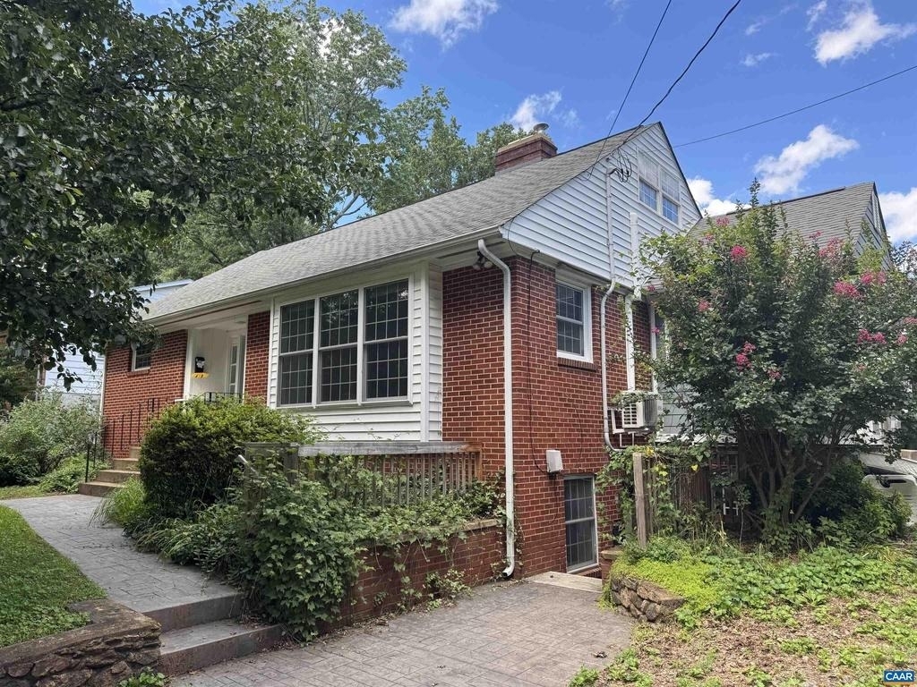 506 Hanover St - Photo 3