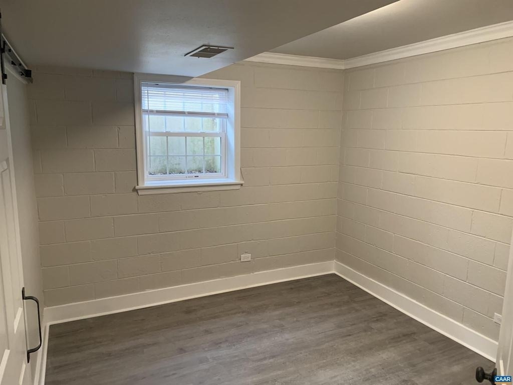 506 Hanover St - Photo 9