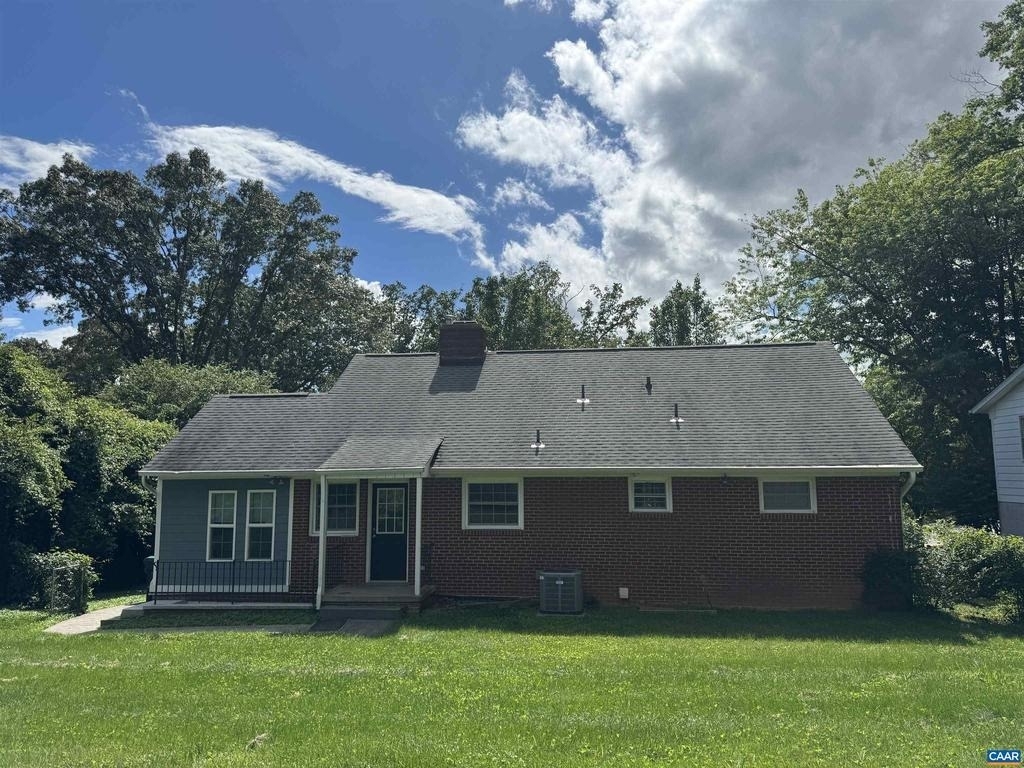 506 Hanover St - Photo 2