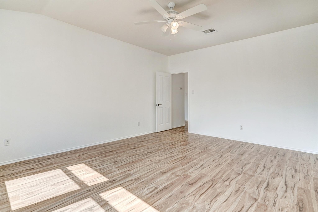 1305 Four Cabin Ct - Photo 23
