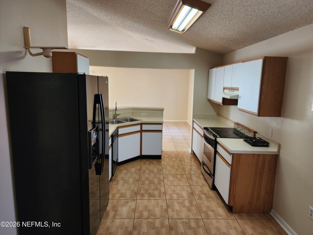 5940 Wentworth Circle S - Photo 11