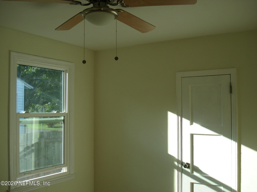 4776 Cardinal Boulevard - Photo 5