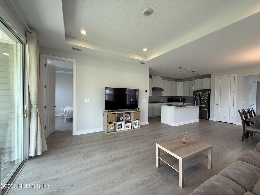 229 Cool Springs Avenue - Photo 8