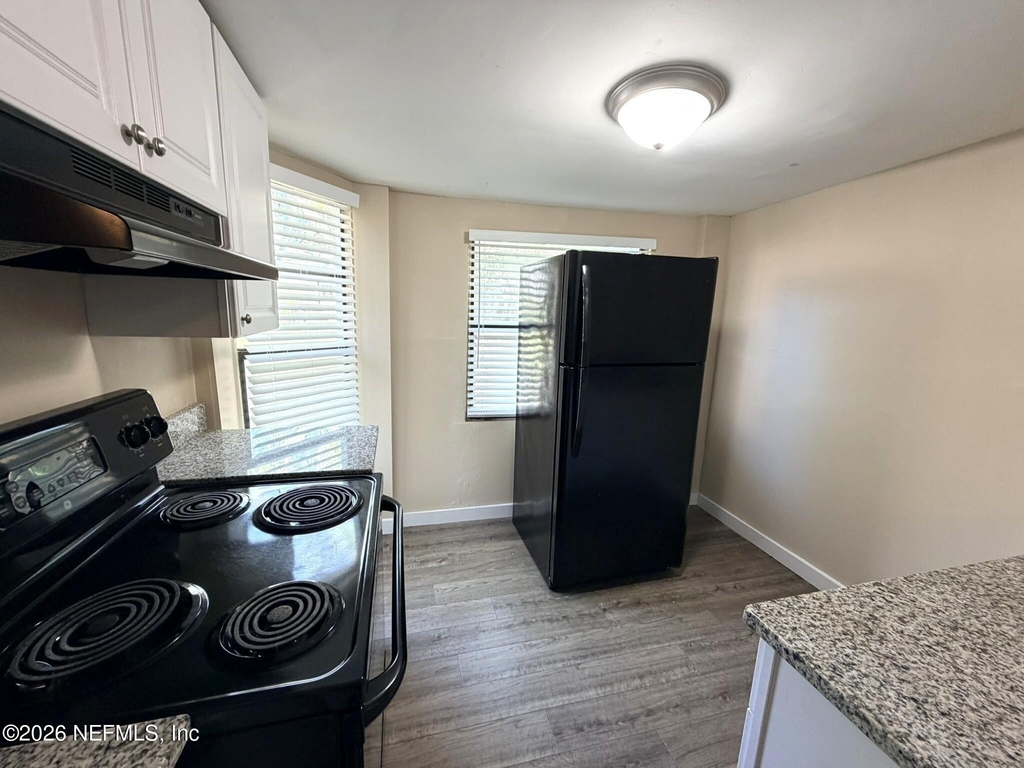 2613 Green Street - Photo 7