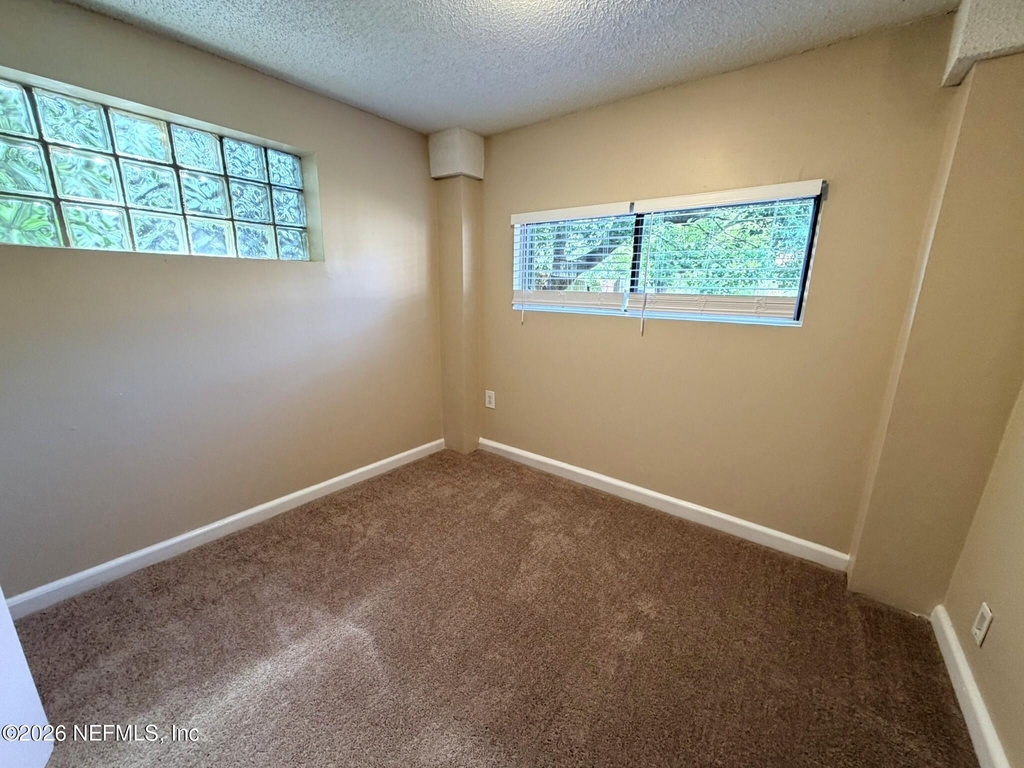 2613 Green Street - Photo 12