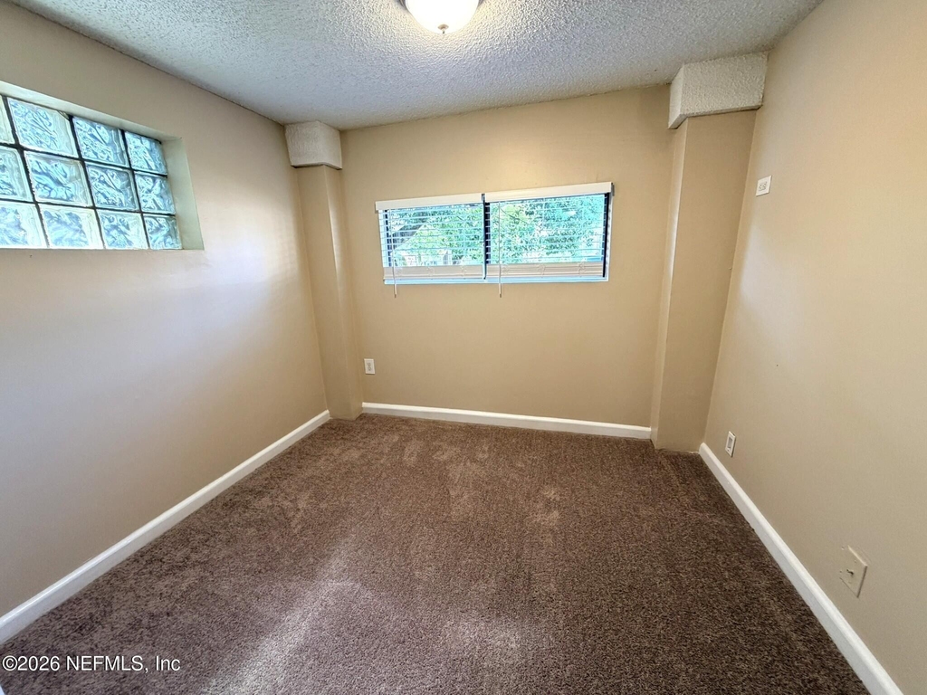 2613 Green Street - Photo 11