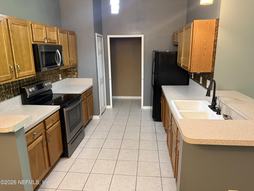 7920 Merrill Road - Photo 2