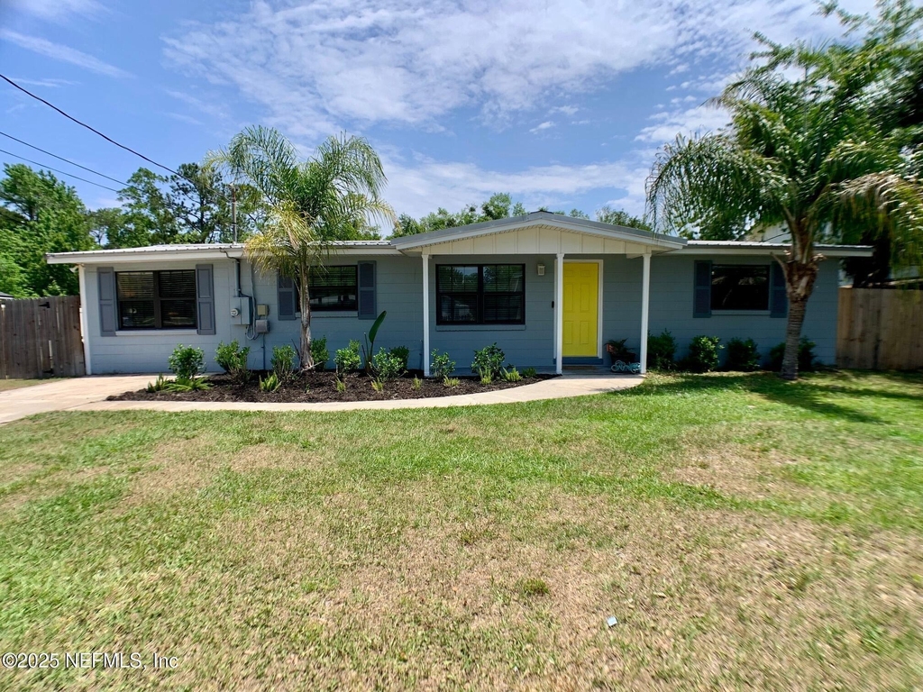 435 Sigsbee Road - Photo 0