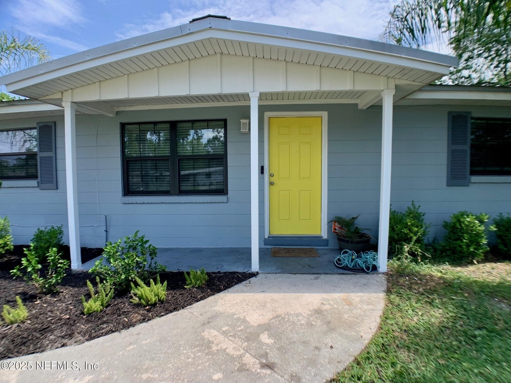 435 Sigsbee Road - Photo 3