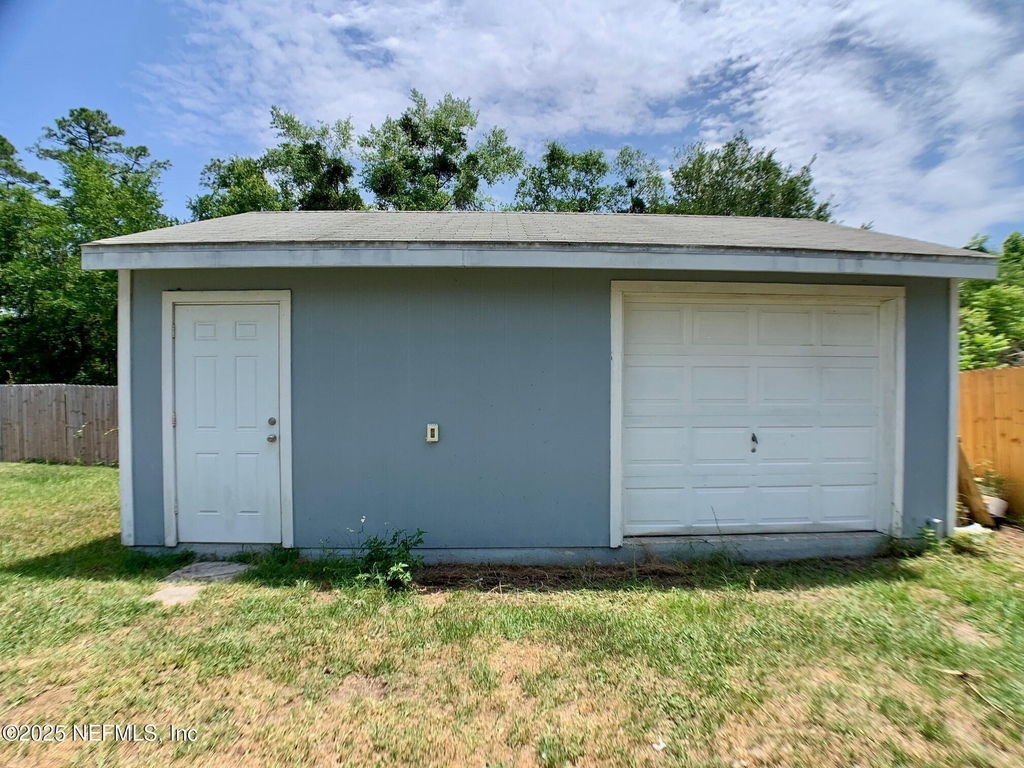 435 Sigsbee Road - Photo 27