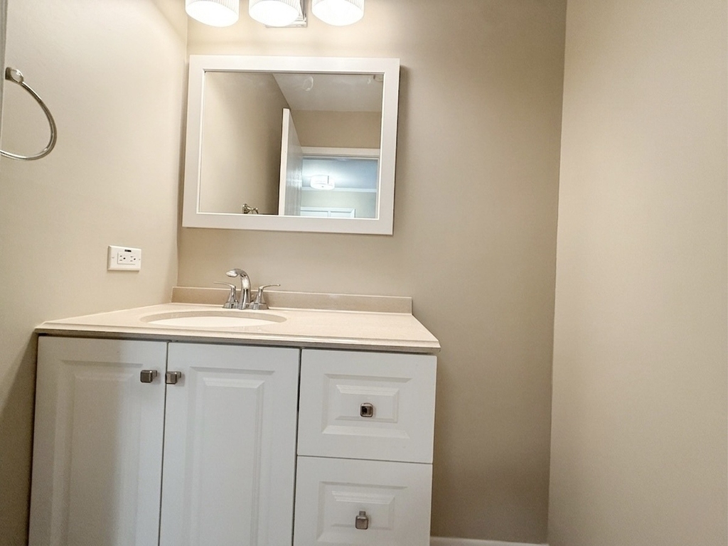 1344 Barclay Lane - Photo 6
