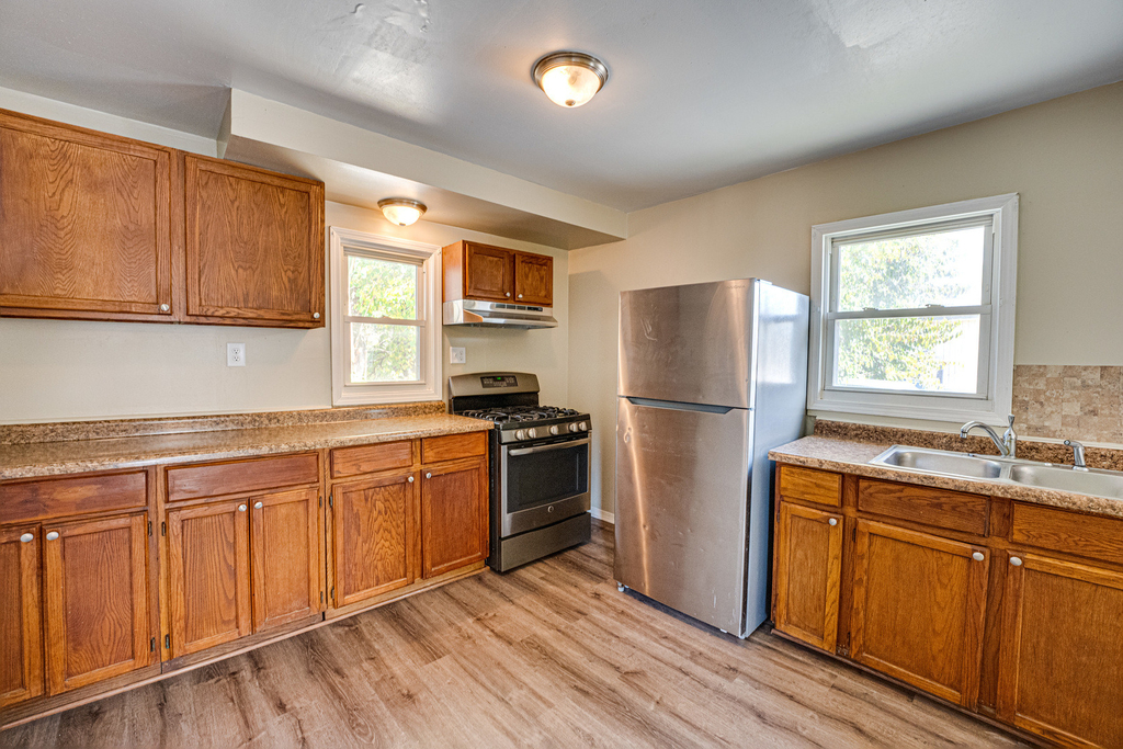 570 5th Avenue - Photo 7