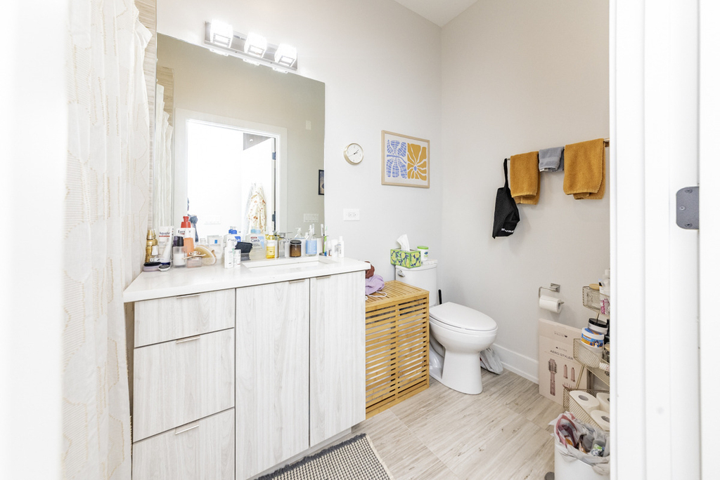 2317 N Clark Street - Photo 10